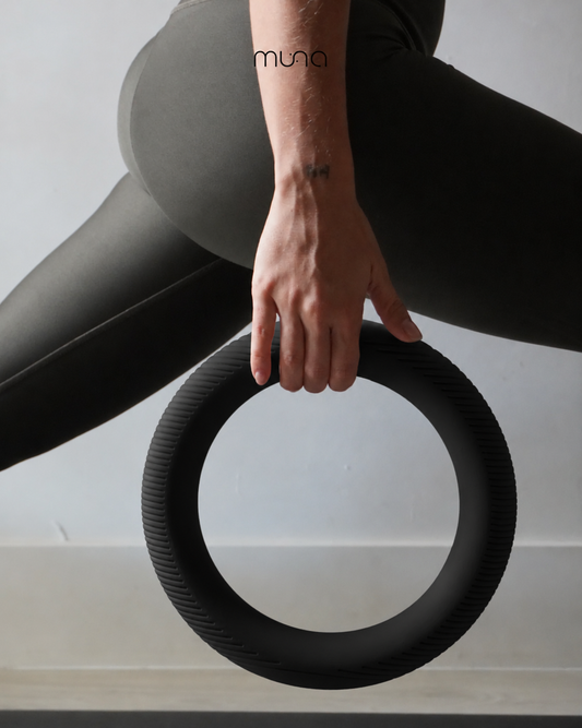 Bague Haltère Sculpturale - Noire