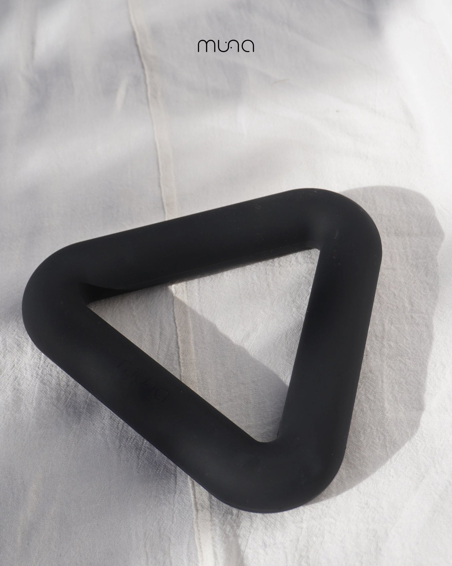 Haltère Triangle Design - Noir